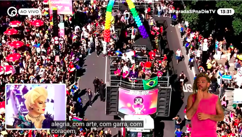Captura de tela com os recursos de acessibilidade da Parada LGBTQIAPN+.